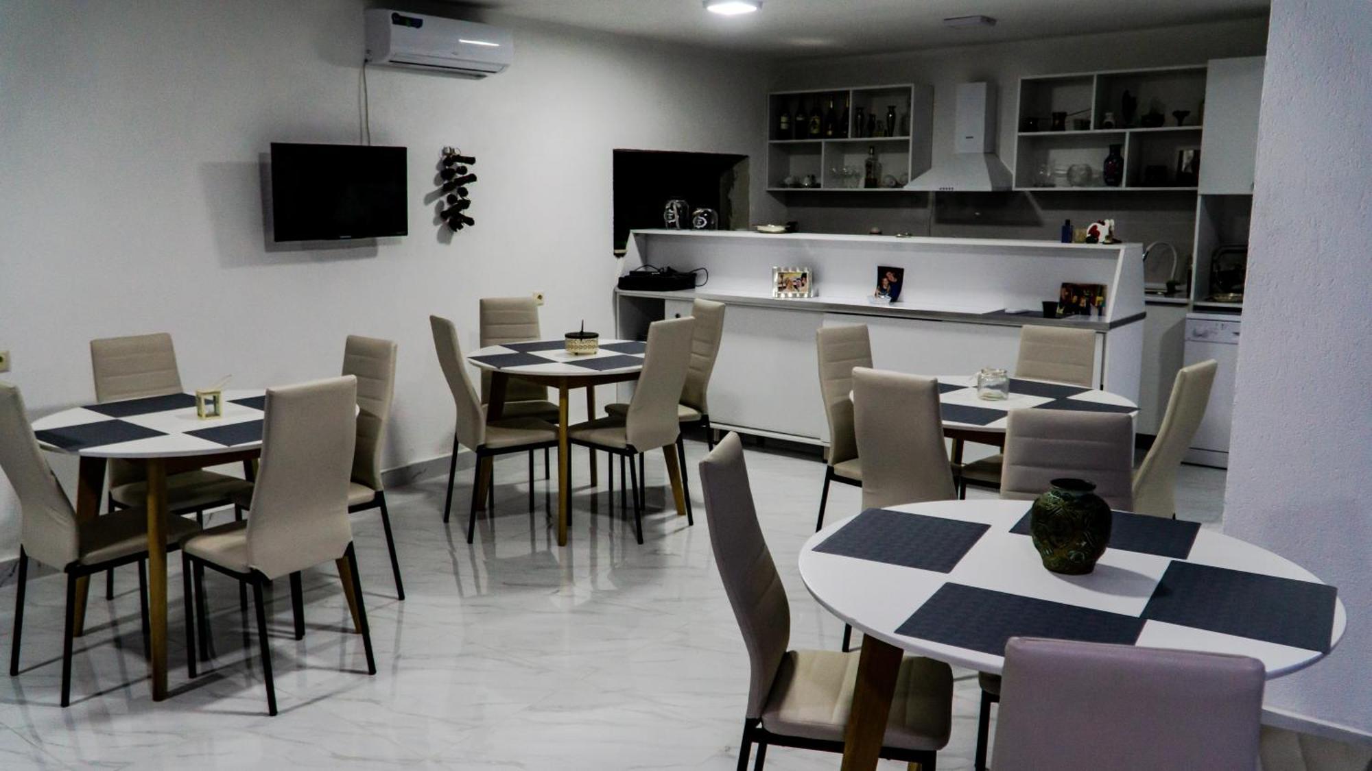 New House Kobuleti Hotel Buitenkant foto