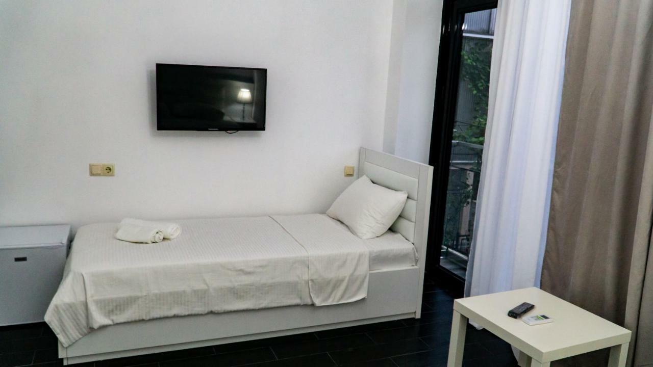 New House Kobuleti Hotel Buitenkant foto
